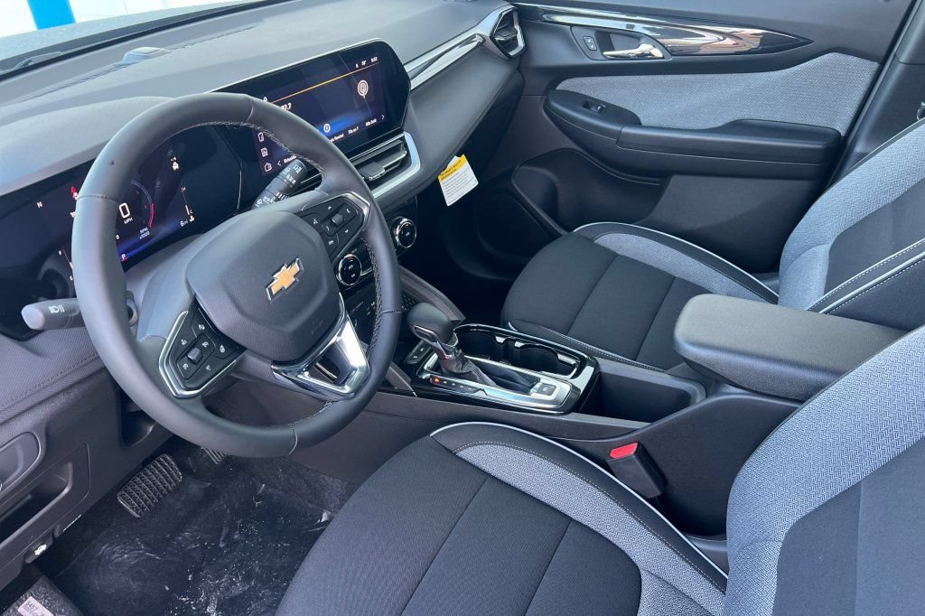 New 2026 Chevrolet TrailBlazer LT FWD image 7
