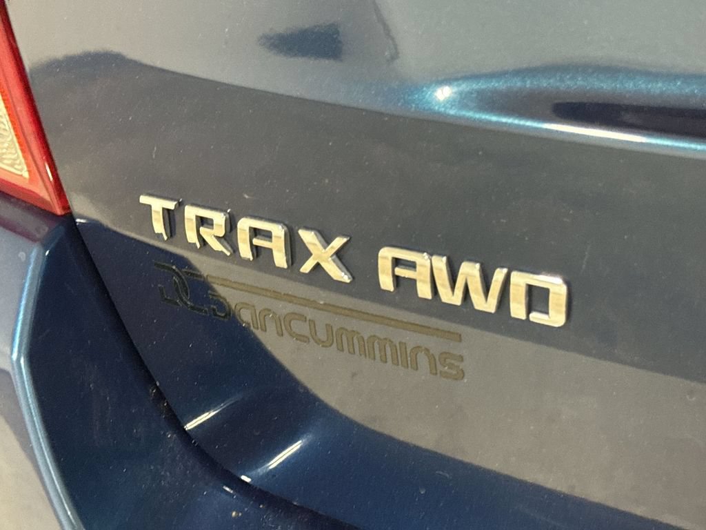Used 2019 Chevrolet Trax Premier AWD/4WD image 26