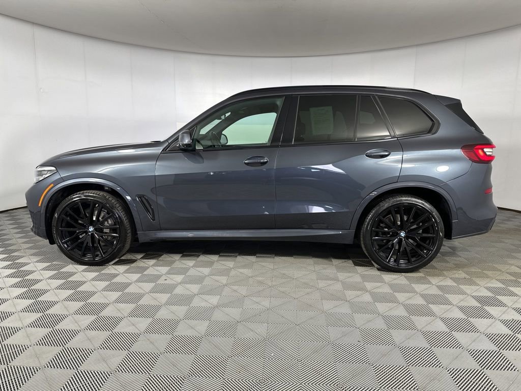 Used 2022 BMW X5 xDrive40i w/ M Sport Package AWD/4WD image 7