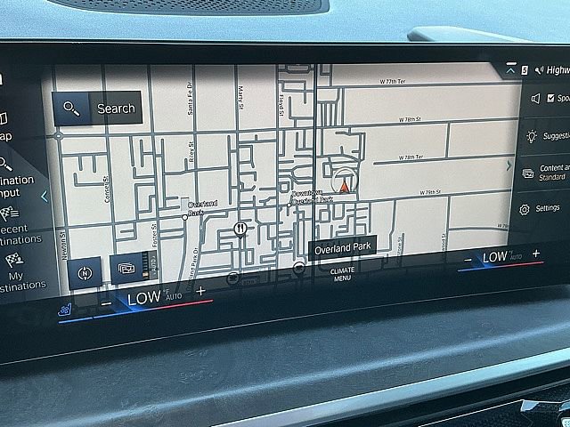 Used 2023 BMW X7 xDrive40i w/ M Sport Package image 28