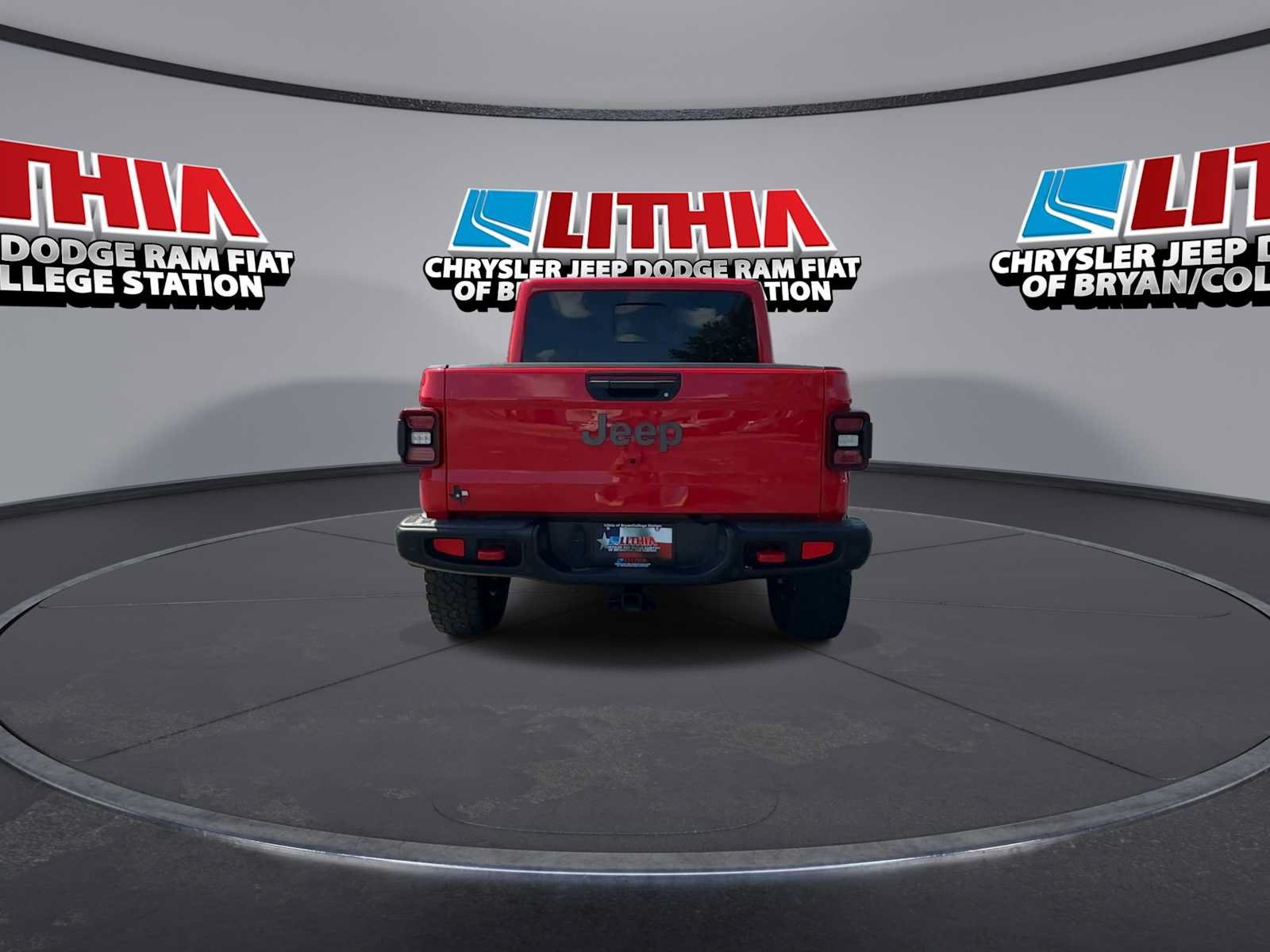 Used 2025 Jeep Gladiator Rubicon AWD/4WD image 7