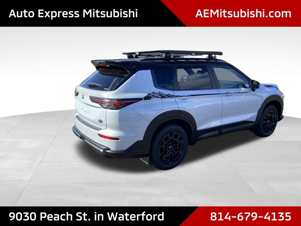 New 2025 Mitsubishi Outlander AWD image 7