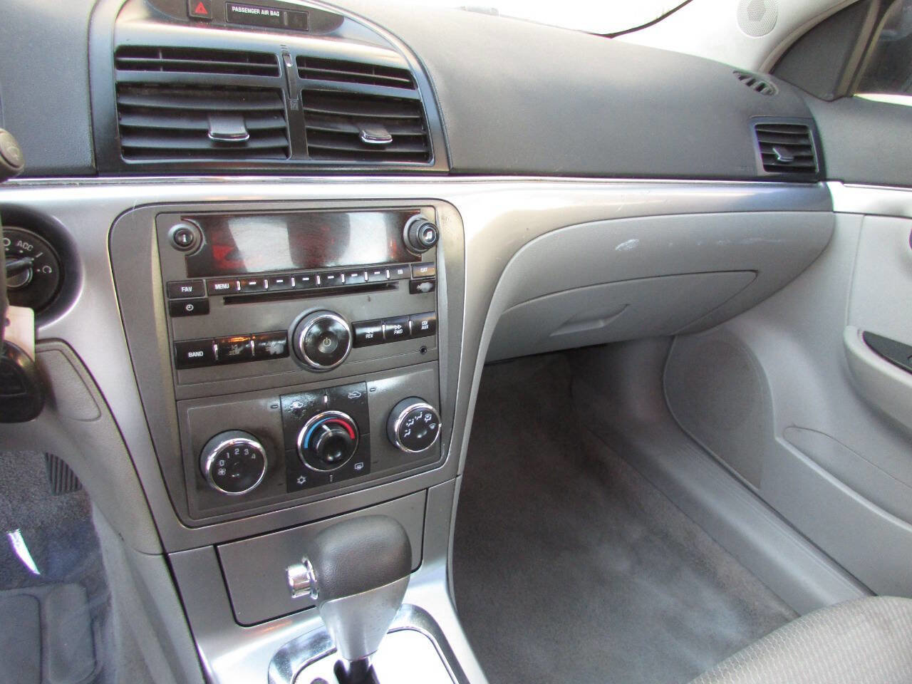 Used 2009 Saturn Aura XE image 21