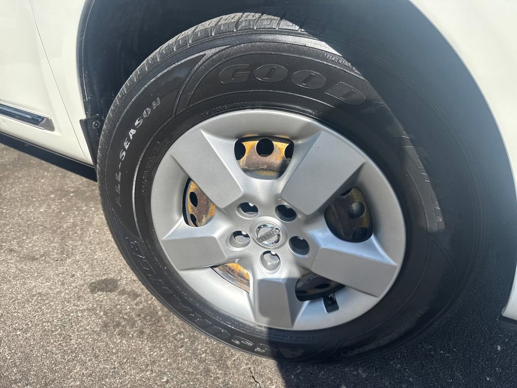 Used 2014 Nissan Rogue S w/ Convenience Package image 37