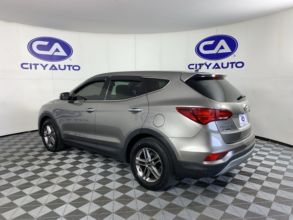 Used 2018 Hyundai Santa Fe Sport FWD image 5