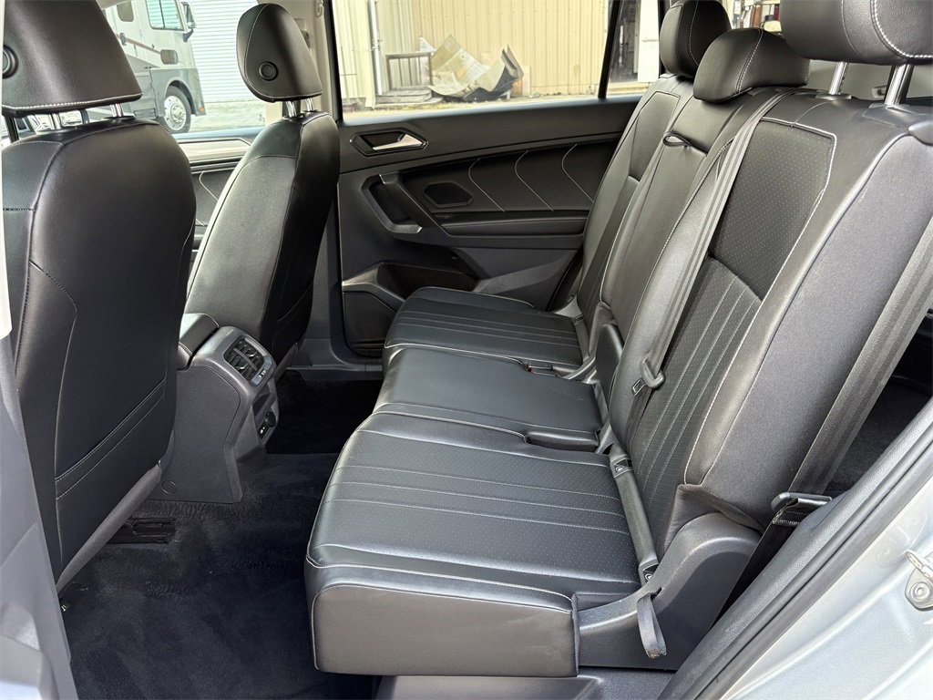 Used 2022 Volkswagen Tiguan SE image 24