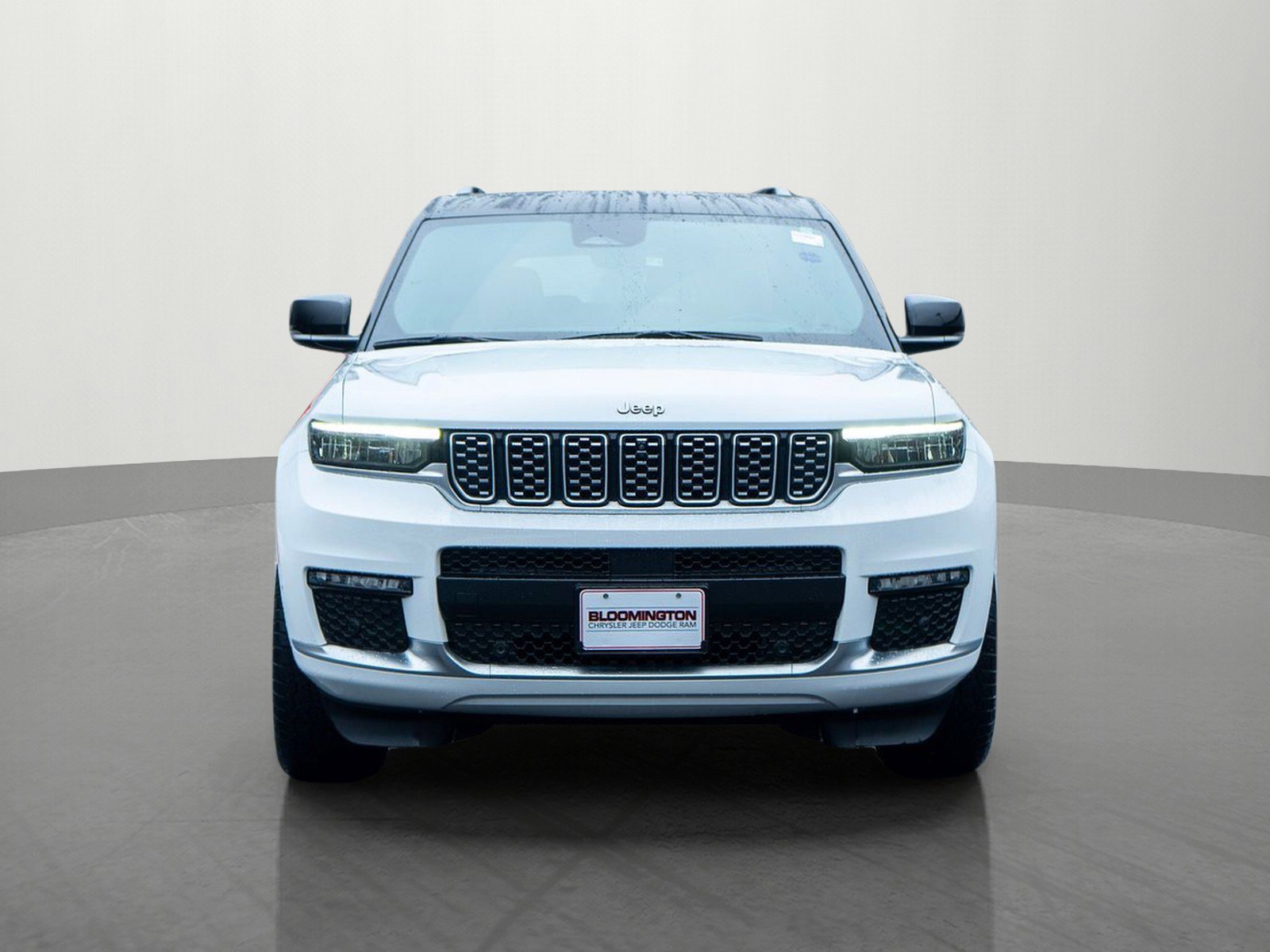 Used 2022 Jeep Grand Cherokee L Summit w/ Luxury Tech Group V image 2