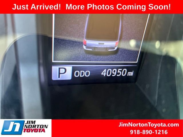 Used 2018 Toyota Tacoma SR RWD image 9