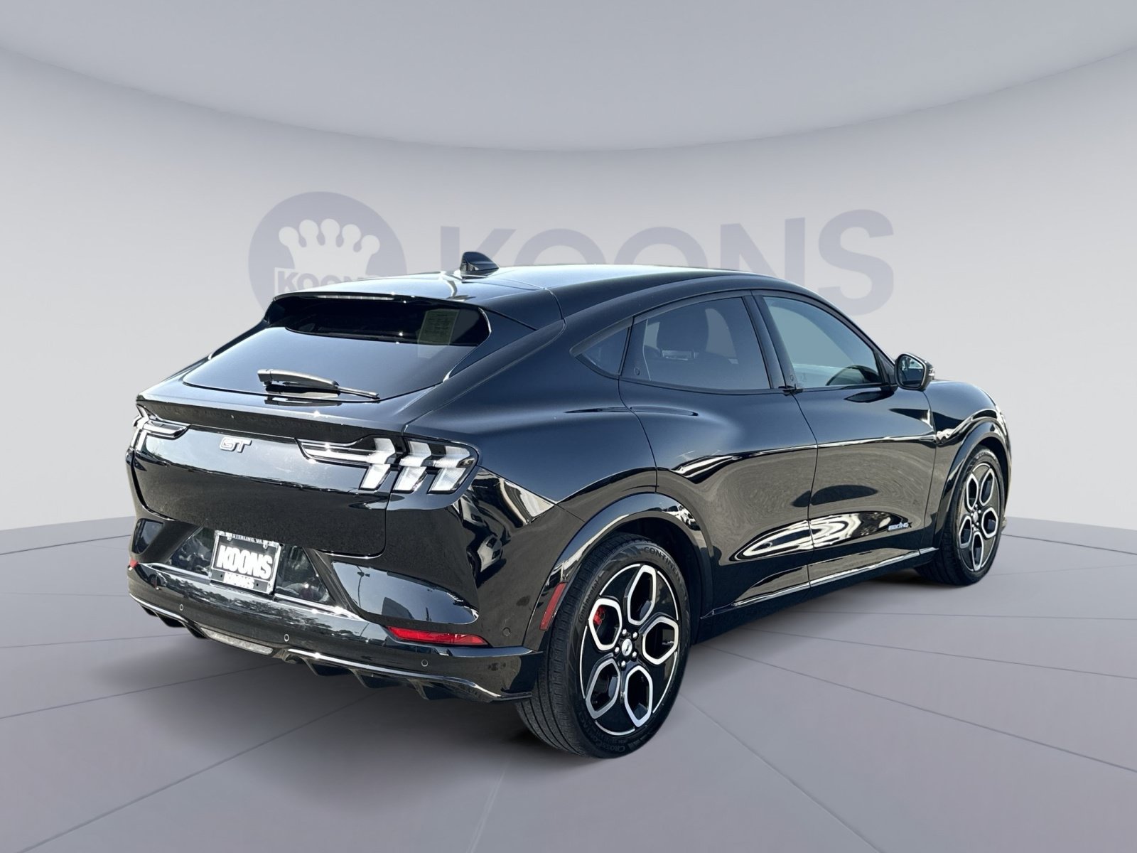 Used 2023 Ford Mustang Mach-E GT AWD/4WD image 16
