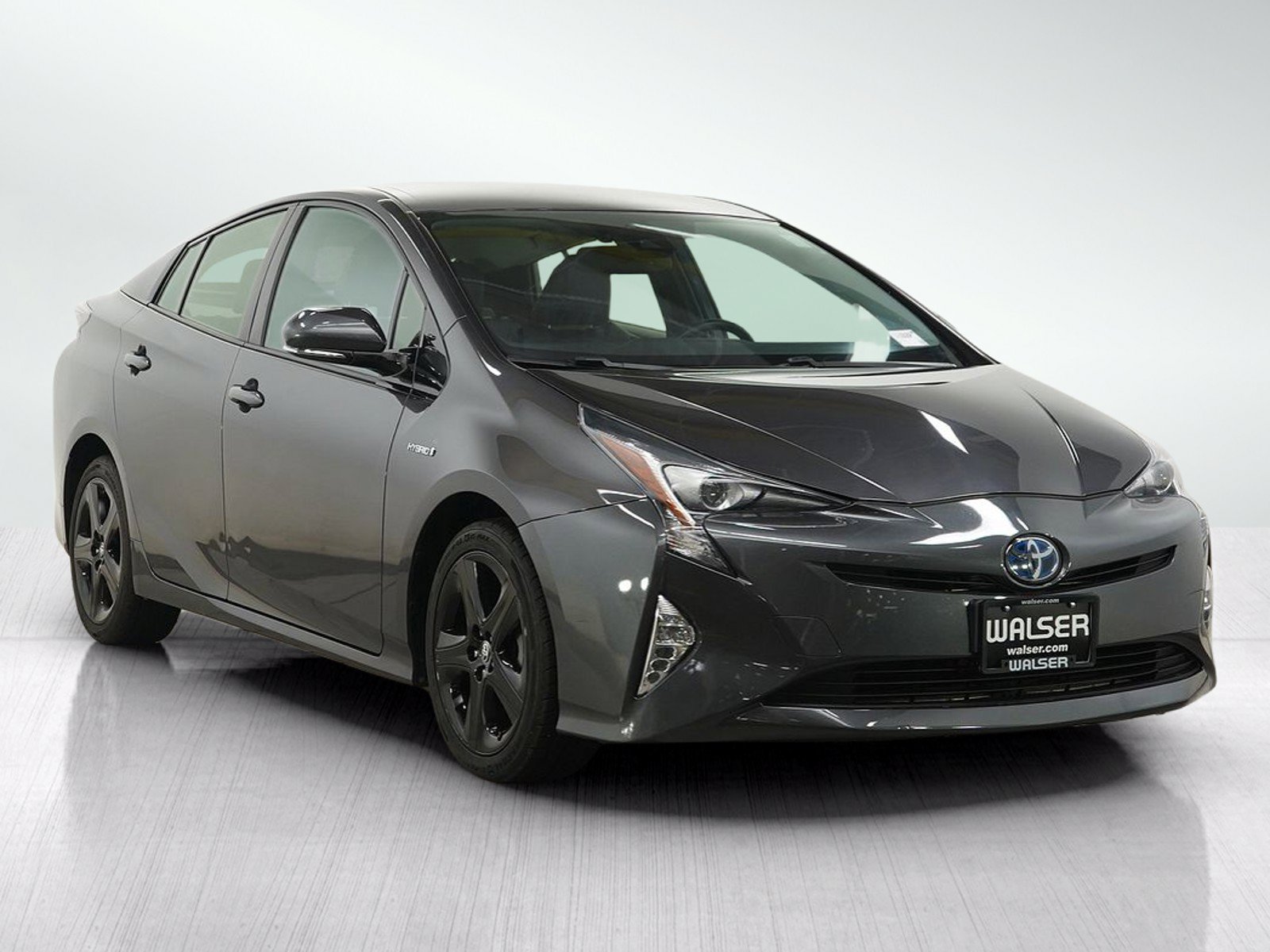 Used 2016 Toyota Prius Four Touring FWD image 7