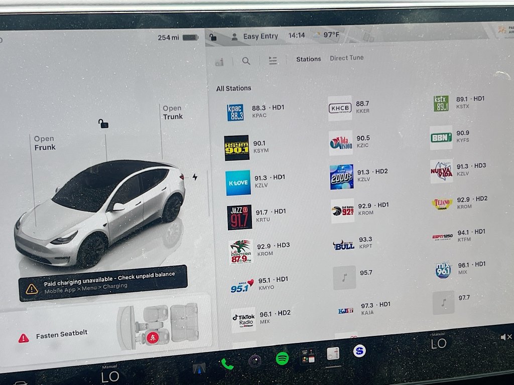 Used 2025 Tesla Model Y Long Range RWD image 15