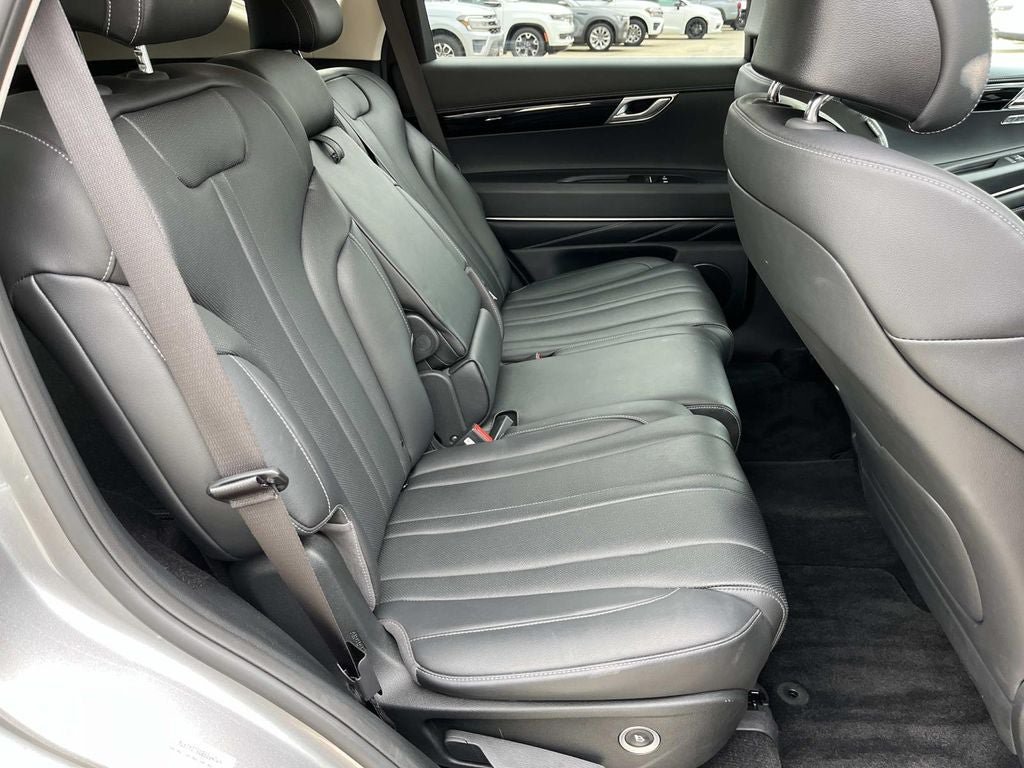 Used 2025 Genesis GV80 2.5T Standard AWD/4WD image 25