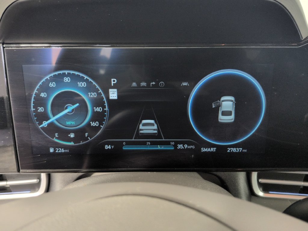 Used 2024 Hyundai Elantra SEL FWD image 43
