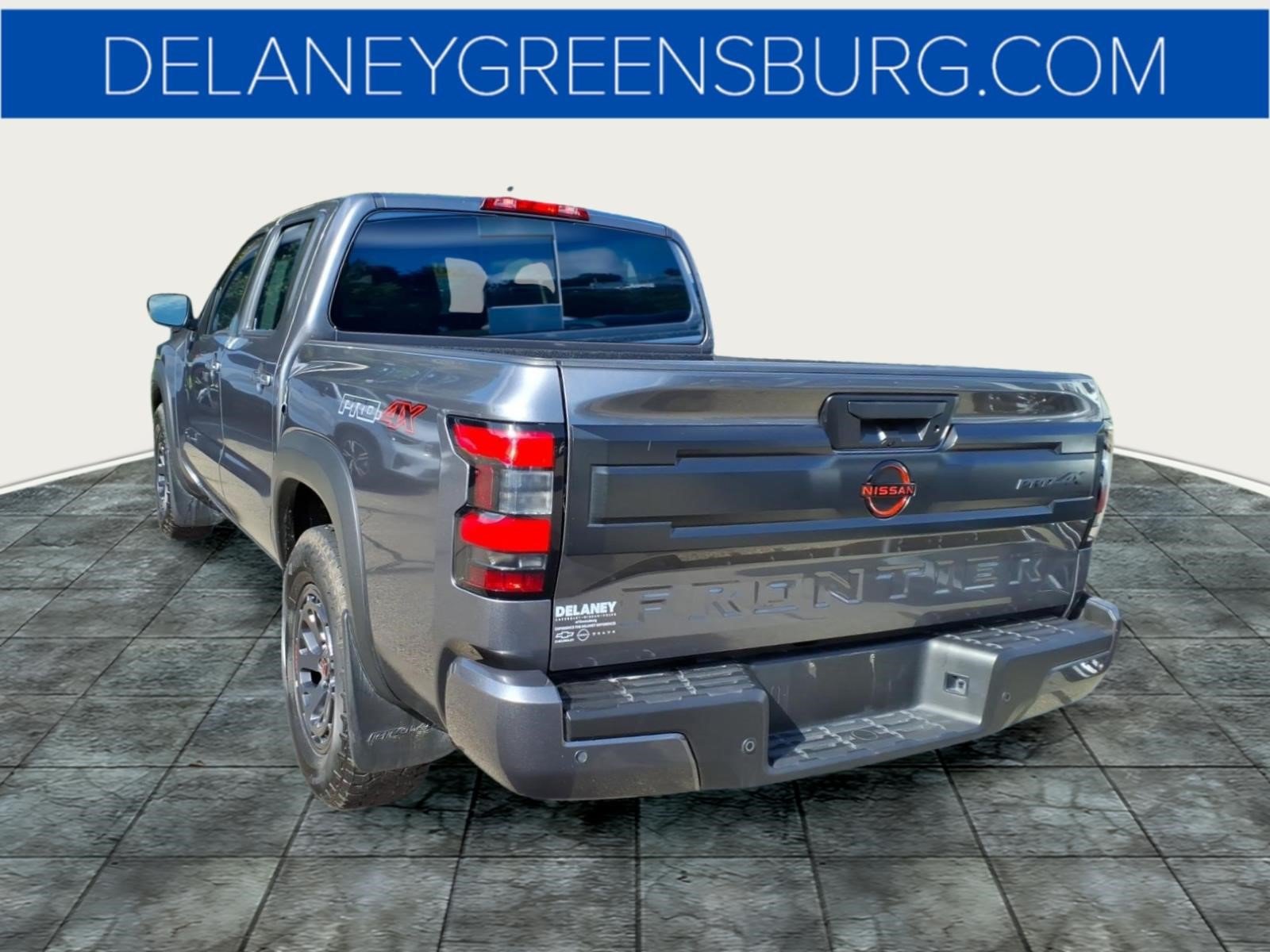 Used 2026 Nissan Frontier PRO-4X AWD/4WD image 5