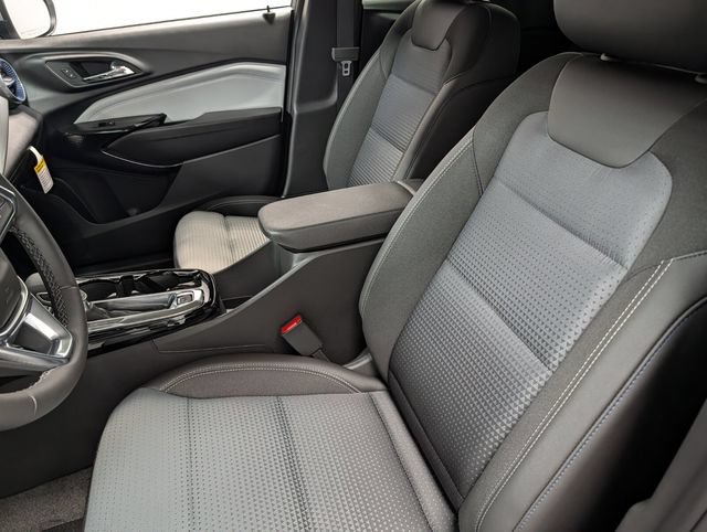 New 2026 Chevrolet Trax LT w/ Driver Confidence Package FWD image 10