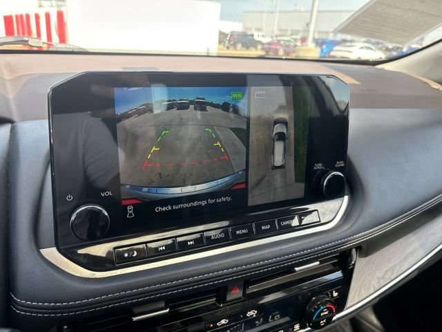 Used 2021 Nissan Rogue Platinum AWD/4WD image 31