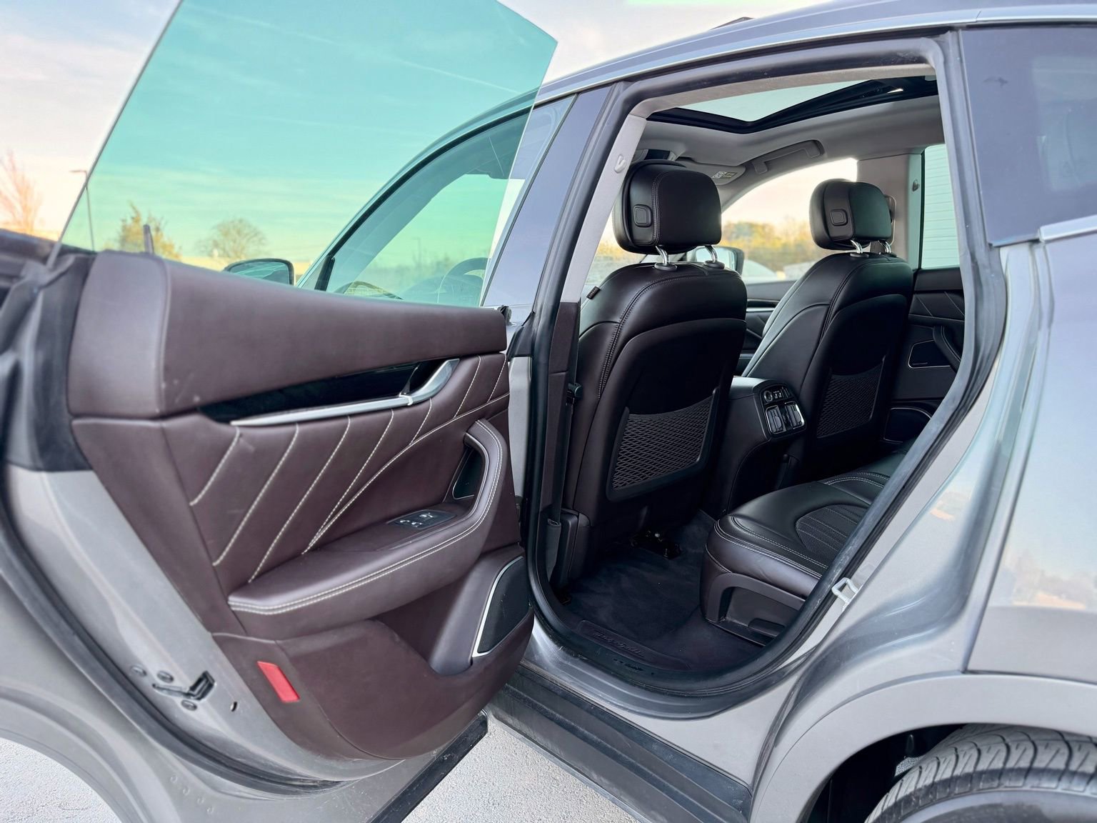 Used 2019 Maserati Levante image 21