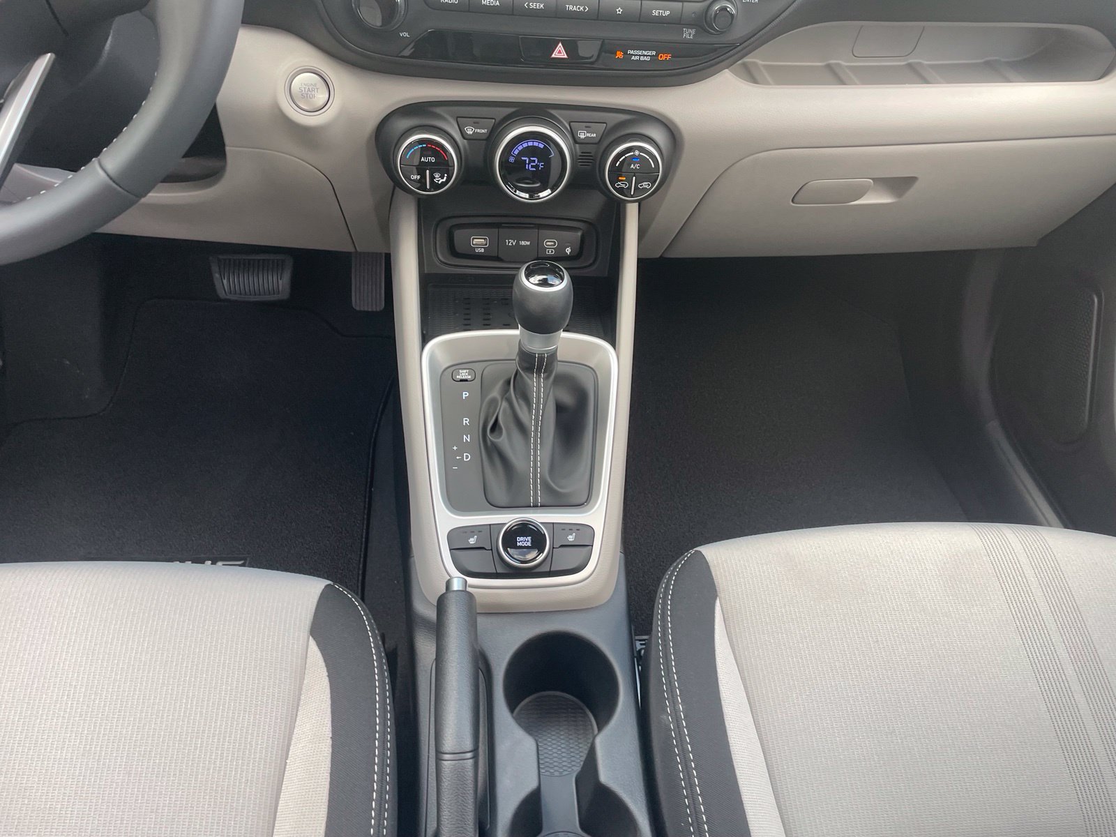 New 2026 Hyundai Venue SEL FWD image 22