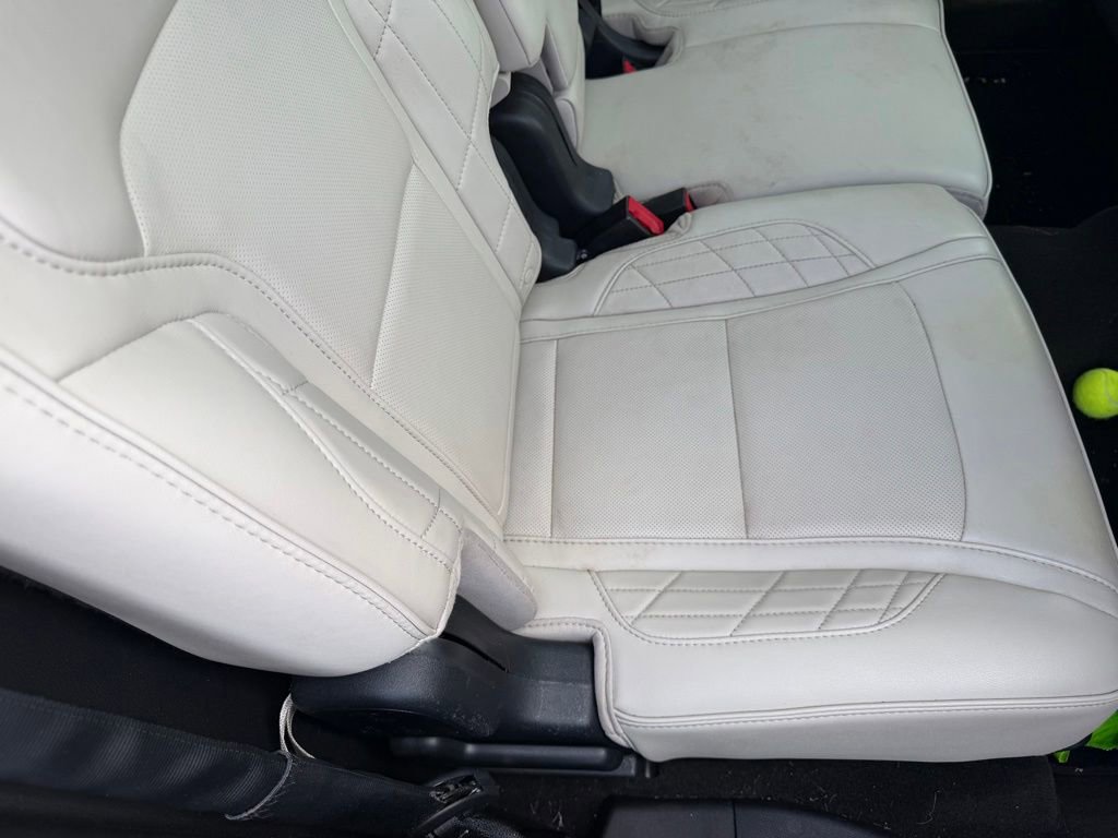Used 2017 Ford Explorer Platinum AWD/4WD image 20