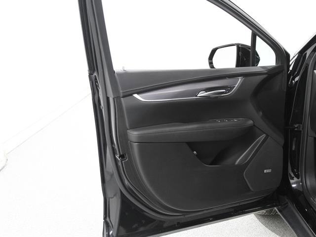 Certified 2023 Cadillac XT5 Luxury image 4