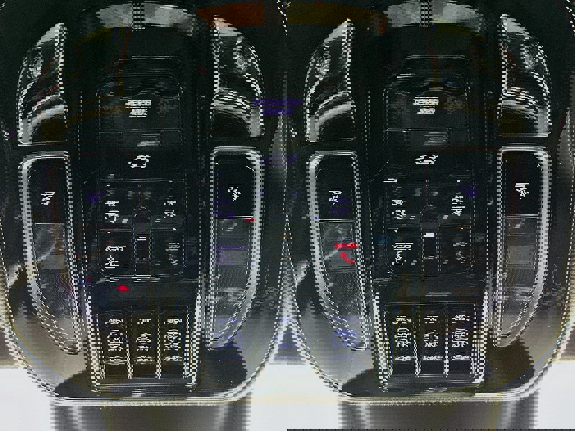 Used 2023 Maserati Grecale Modena image 17