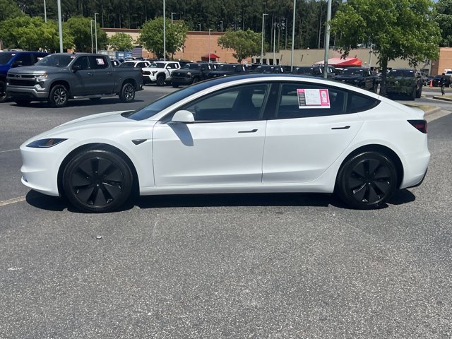 Used 2025 Tesla Model 3 Long Range image 8
