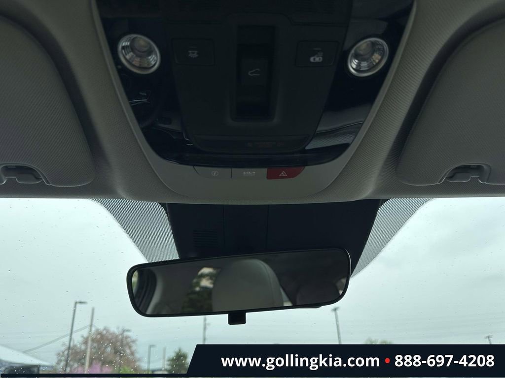 Certified 2023 Kia Sorento S w/ Panoramic Sunroof Package FWD image 31