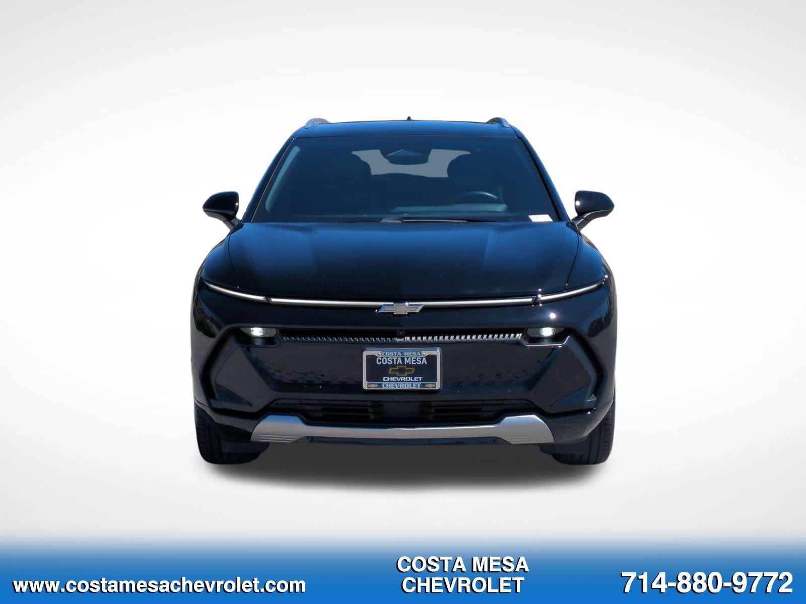 Used 2024 Chevrolet Equinox EV LT FWD image 2