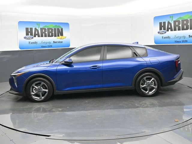 Used 2025 Kia K4 LXS image 2