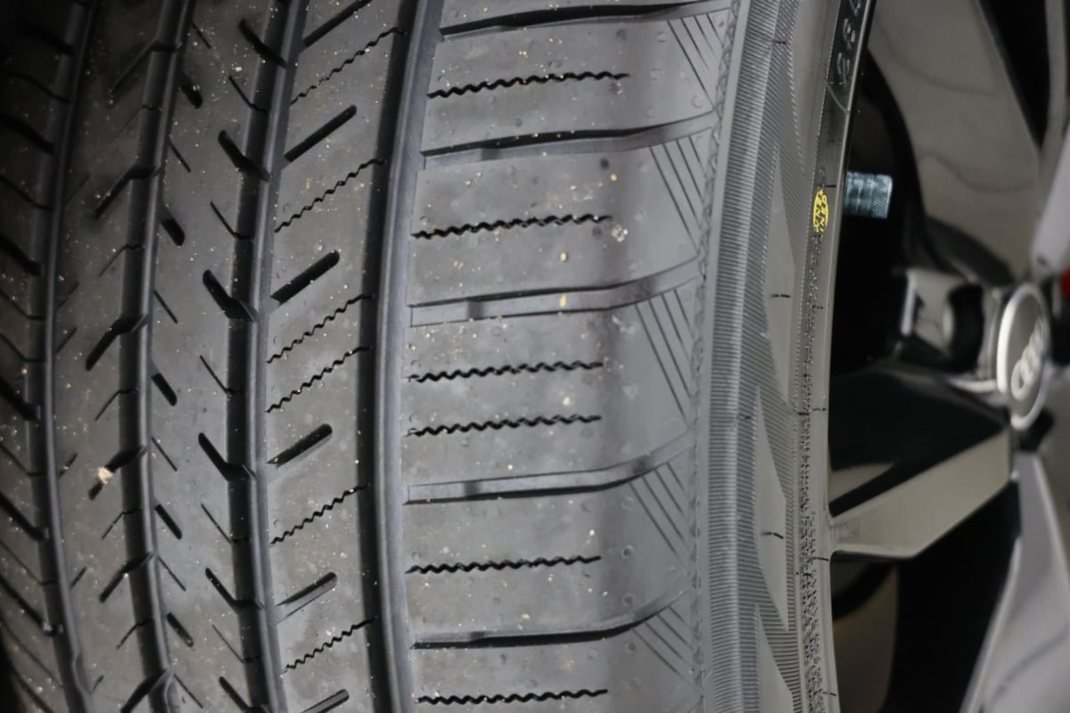 Used 2023 Audi SQ7 Prestige AWD/4WD image 16