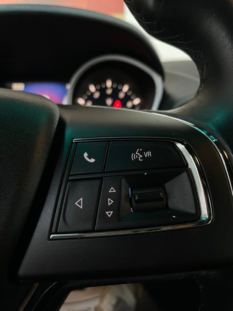 Used 2015 Maserati Ghibli image 39