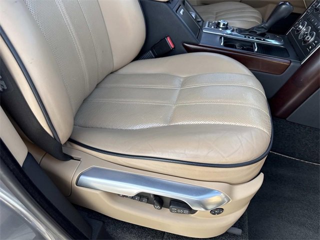 Used 2012 Land Rover Range Rover HSE LUX image 20