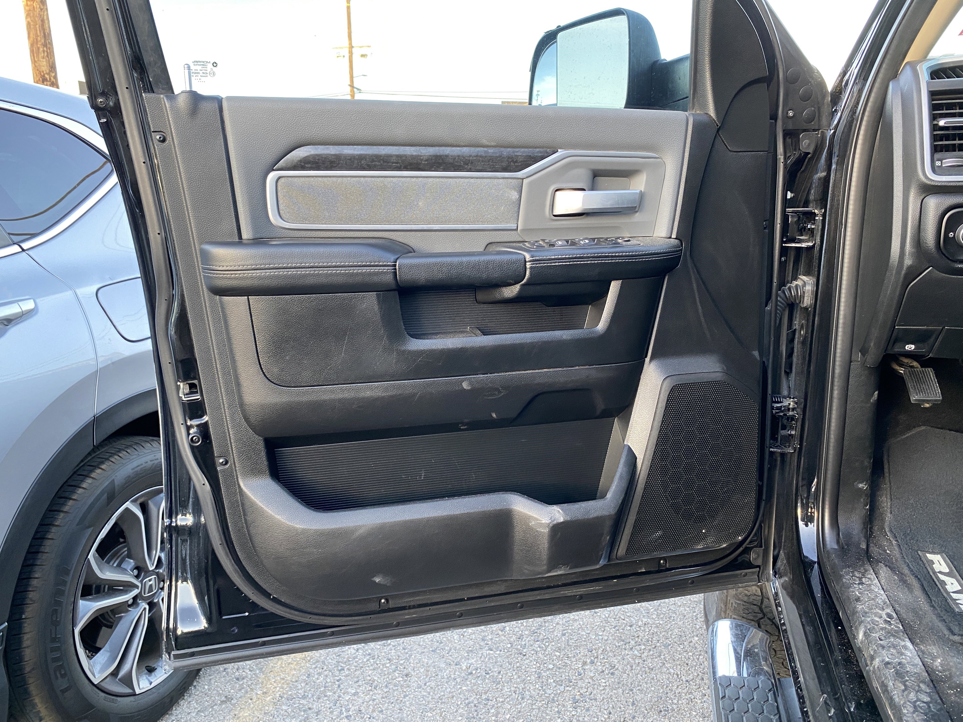 Used 2019 RAM 2500 Big Horn image 16