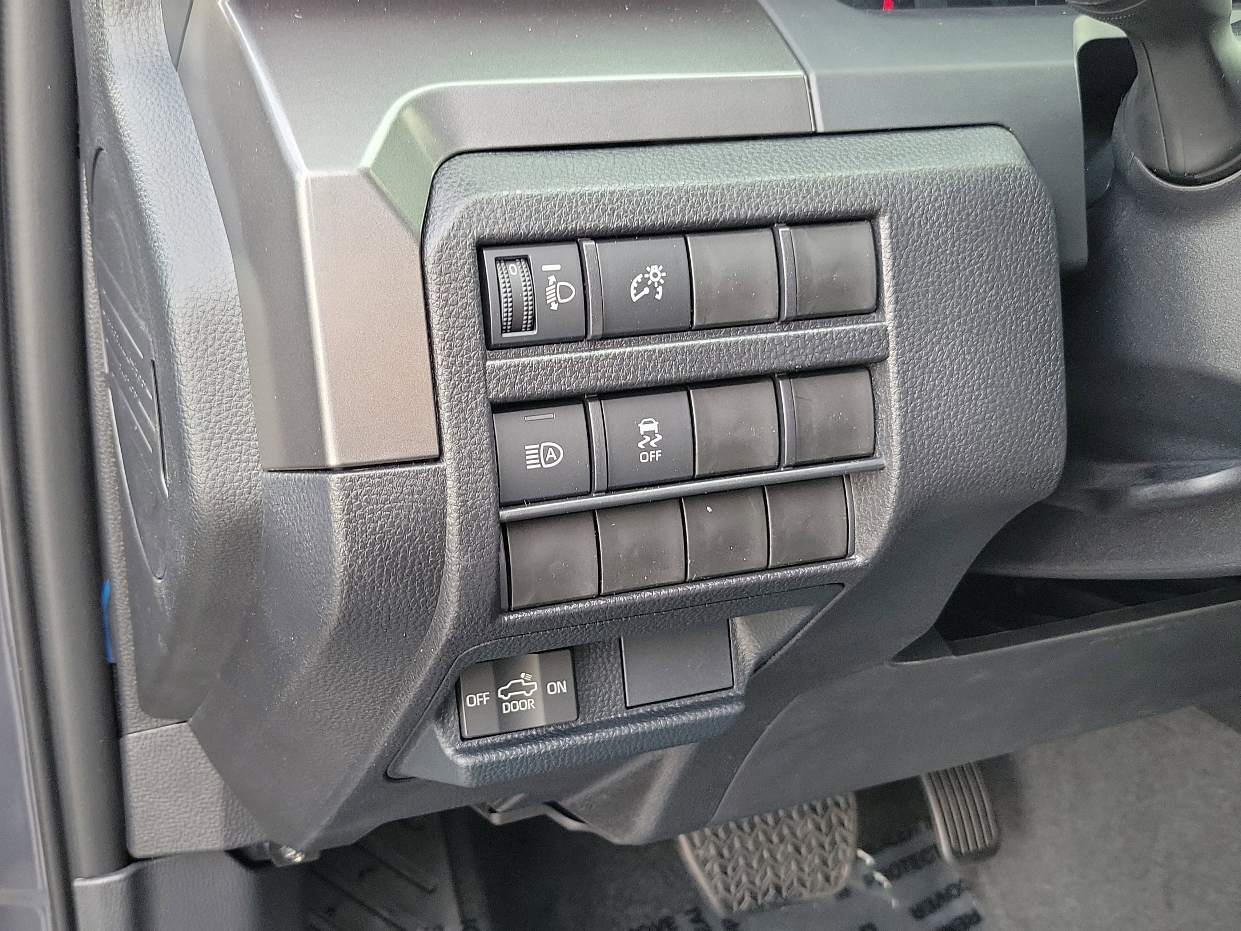 New 2026 Toyota Tacoma SR5 AWD/4WD image 17