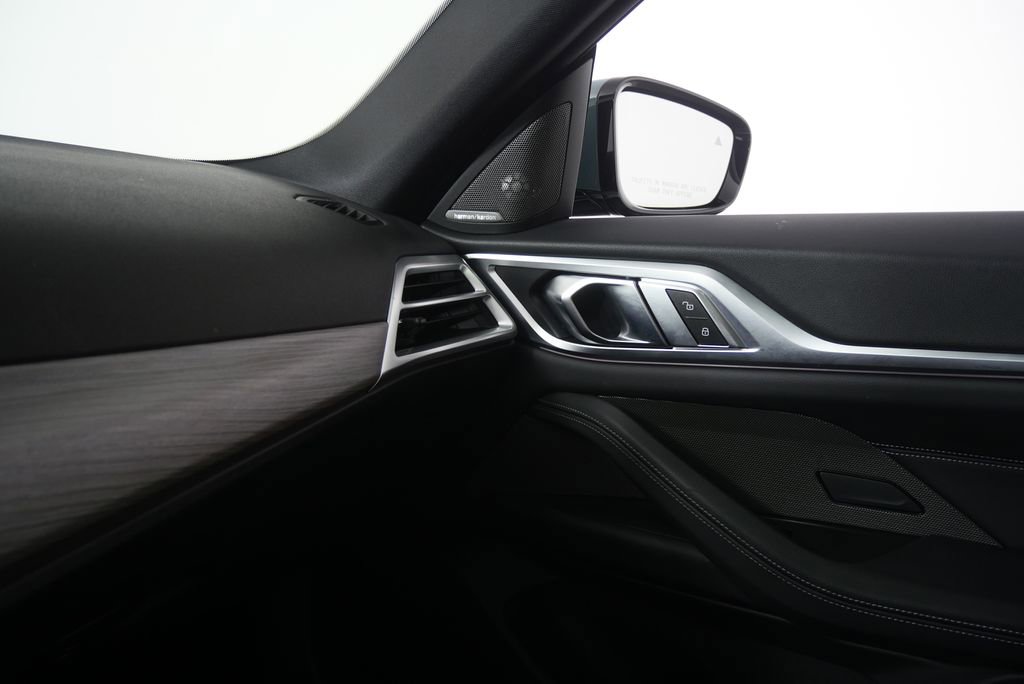 Certified 2025 BMW 430i w/ Premium Package RWD image 24