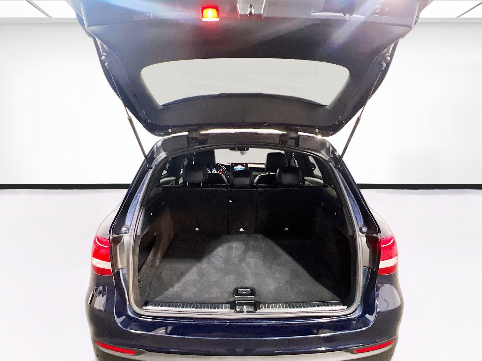 Used 2017 Mercedes-Benz GLC 300 4MATIC image 20