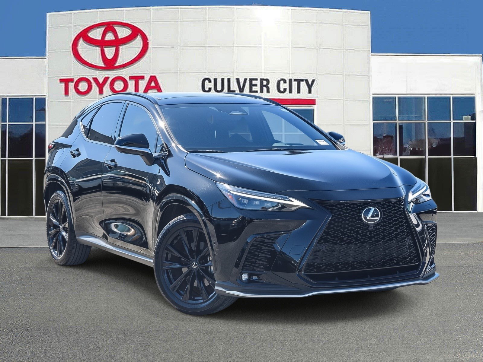 Used 2025 Lexus NX 450h+ F Sport w/ Towing Package (2000 Lbs) AWD/4WD image 1