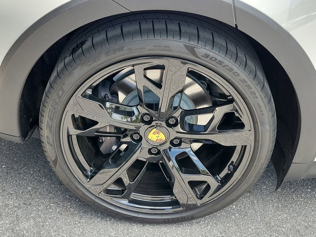 Certified 2022 Porsche Taycan 4 Cross Turismo AWD/4WD image 14