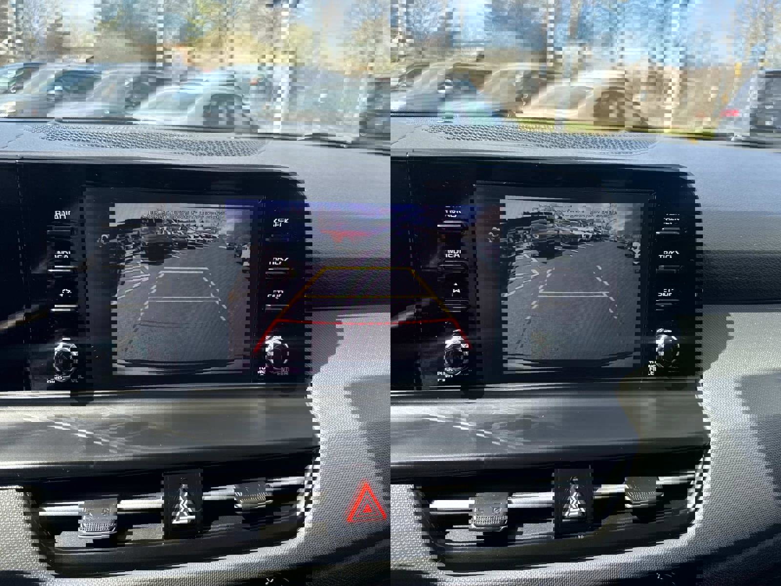 Used 2024 Kia Seltos LX image 22