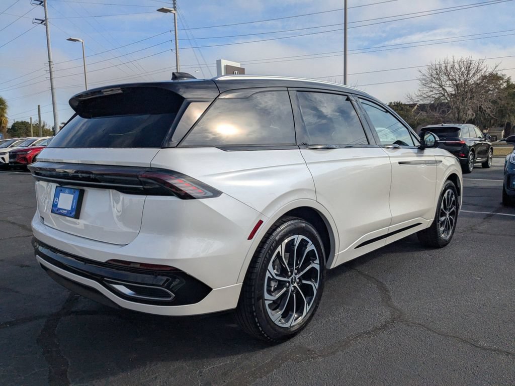 New 2026 Lincoln Nautilus Reserve AWD/4WD image 4