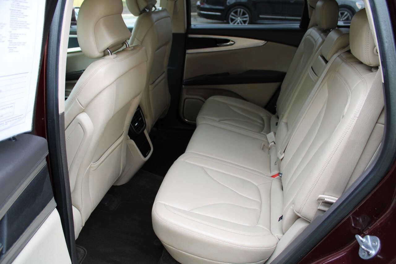 Used 2018 Lincoln MKX Premiere image 18