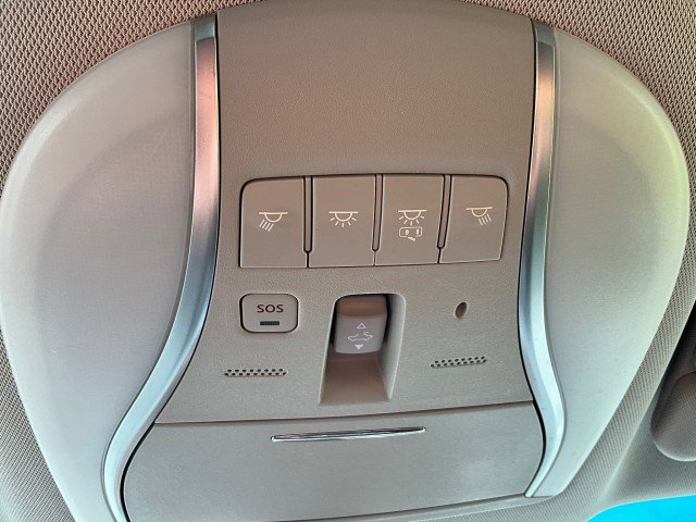 Used 2016 INFINITI QX60 Luxe w/ Deluxe Technology Package image 16