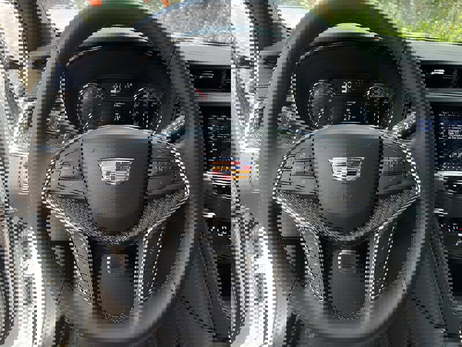 New 2025 Cadillac XT5 Sportv w/ LPO, Floor Liner Package image 26