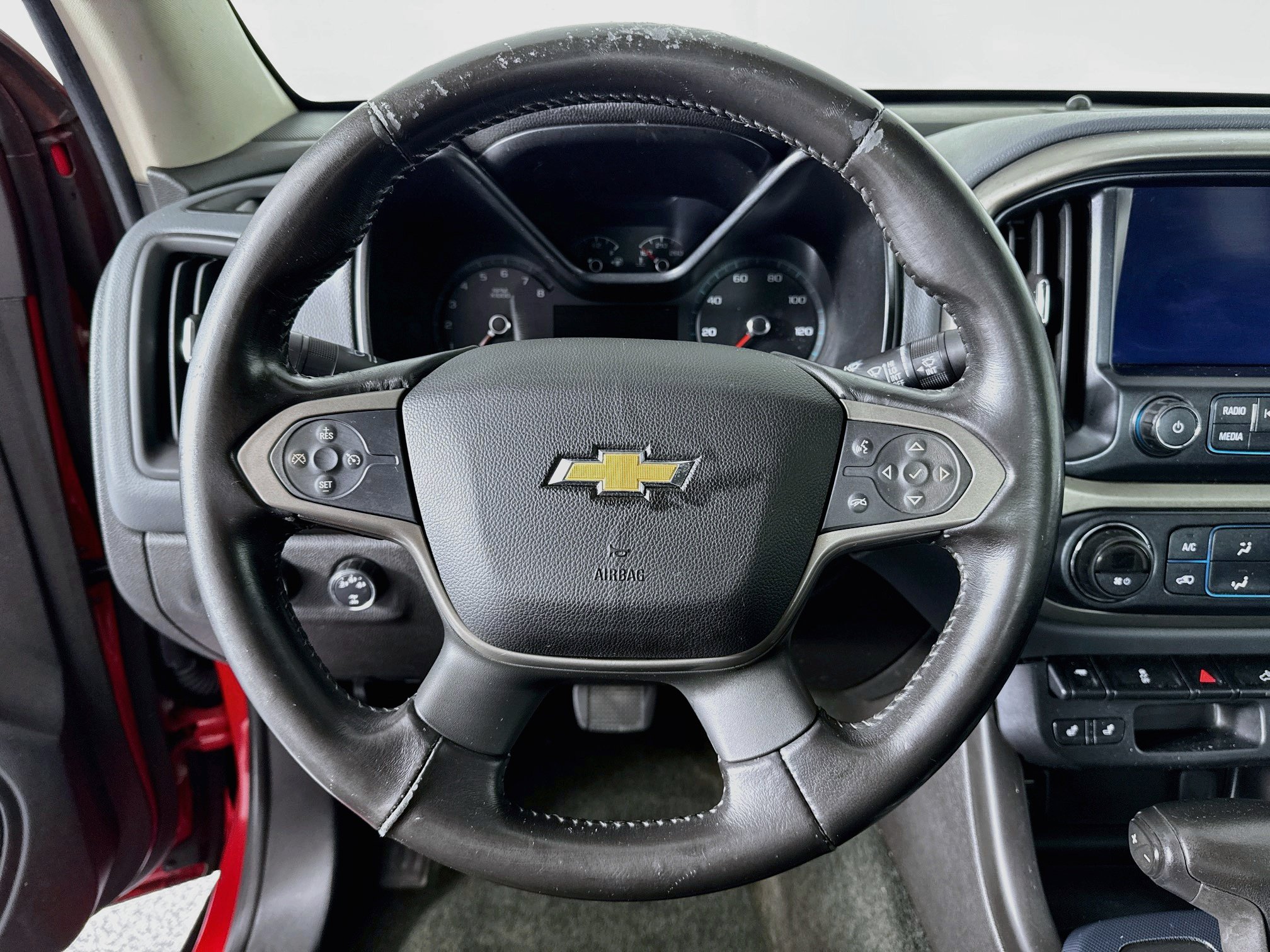 Used 2016 Chevrolet Colorado Z71 AWD/4WD image 11