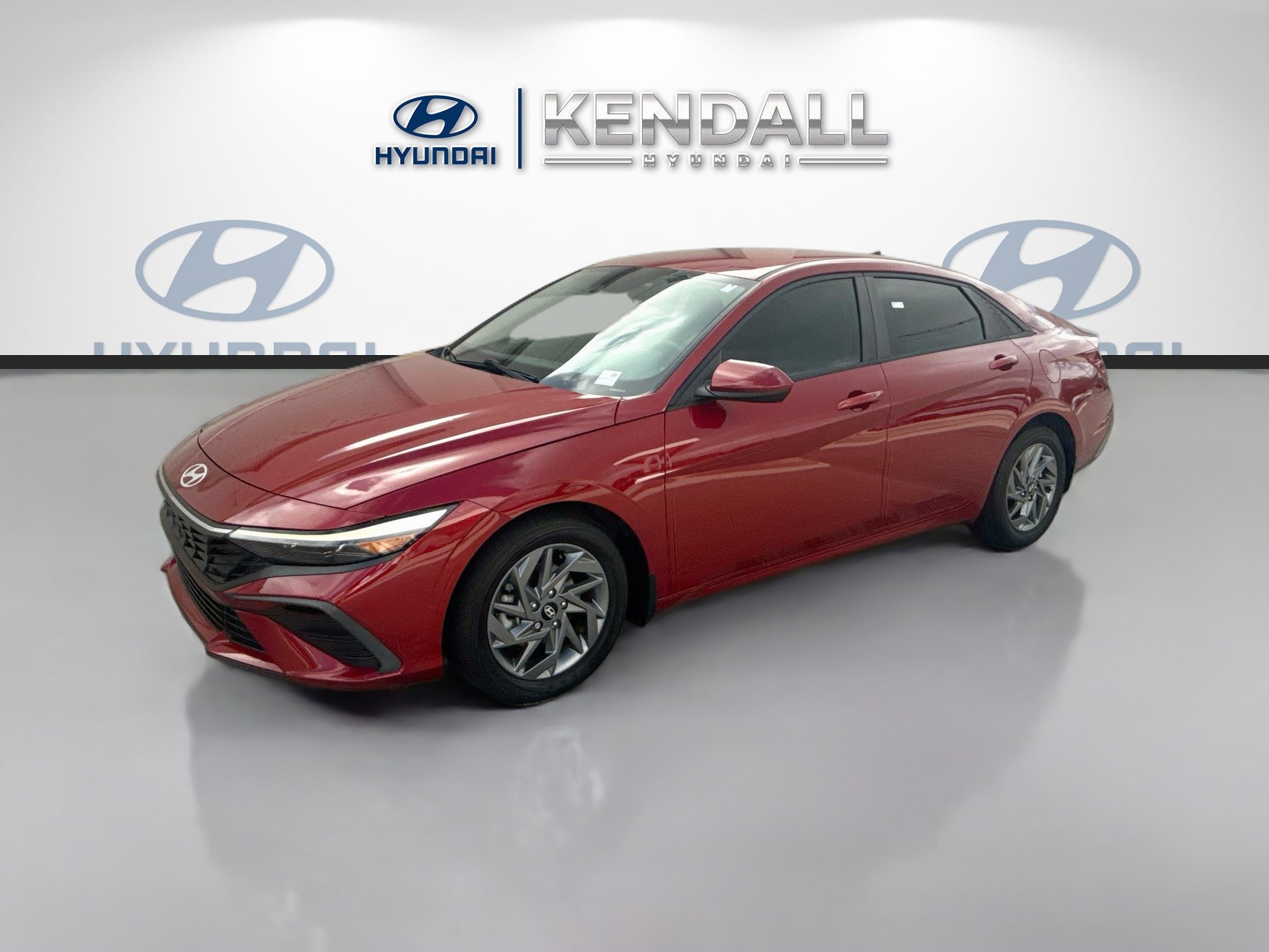 Used 2024 Hyundai Elantra SEL FWD image 3