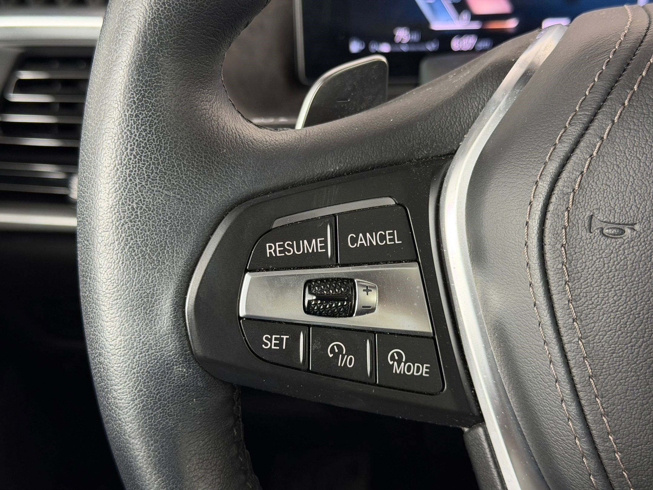 Certified 2024 BMW X5 xDrive40i w/ Premium Package AWD/4WD image 17