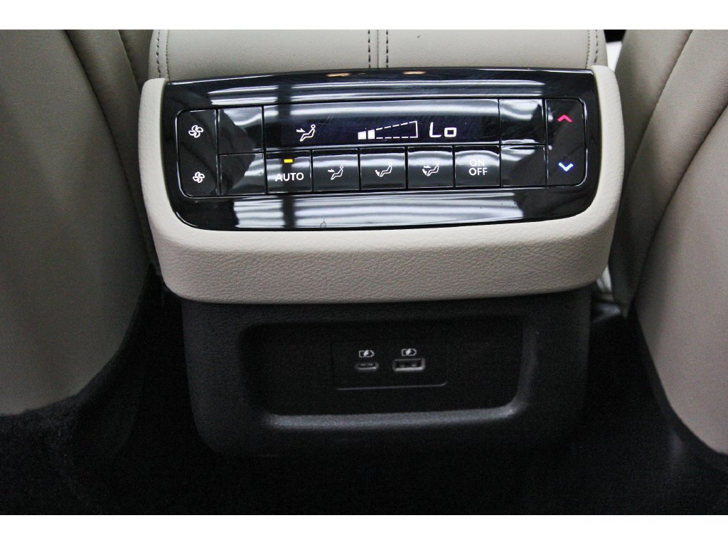 Used 2025 INFINITI QX60 Pure w/ Cargo Package FWD image 14