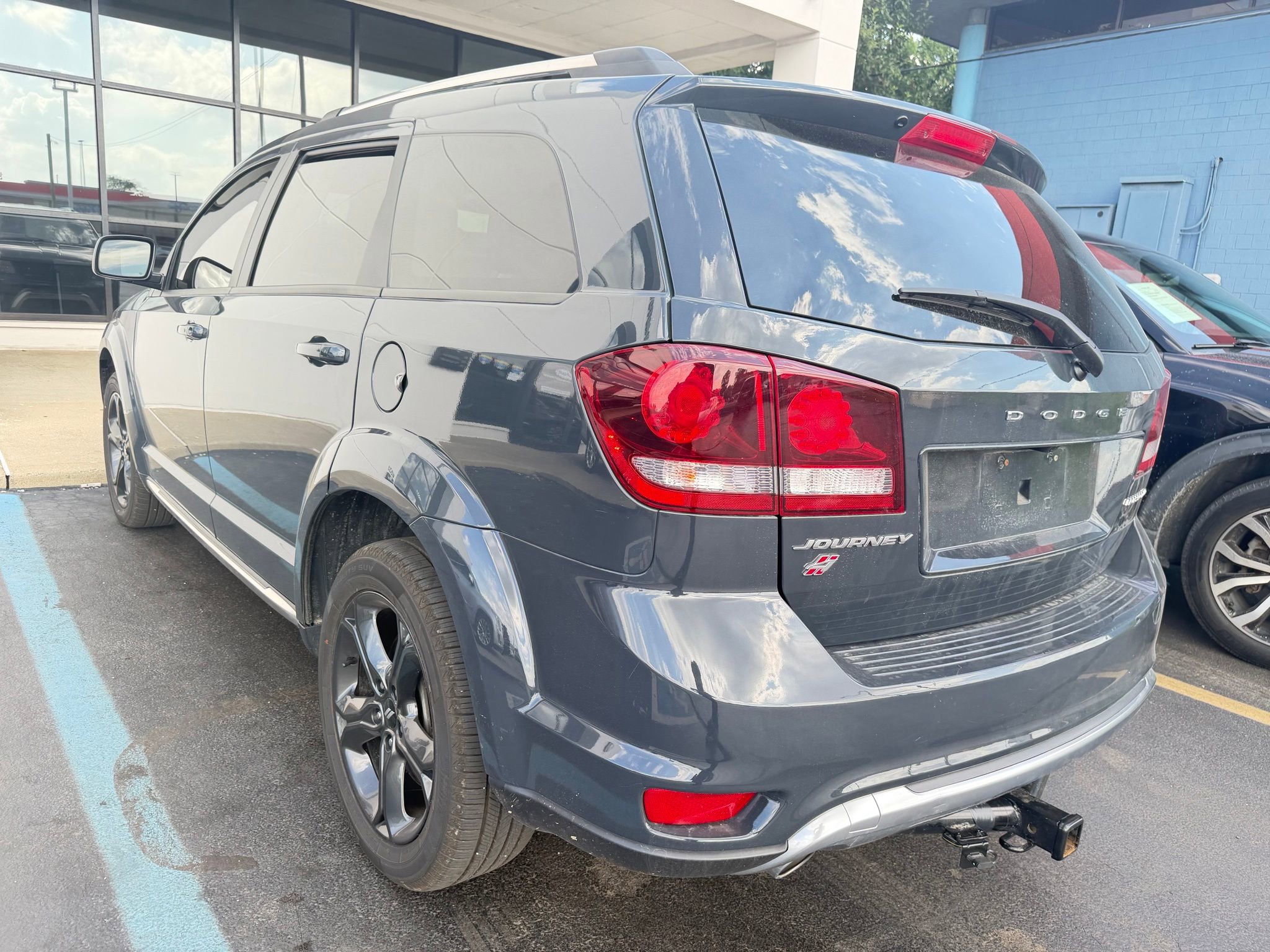 Used 2018 Dodge Journey Crossroad AWD/4WD image 4