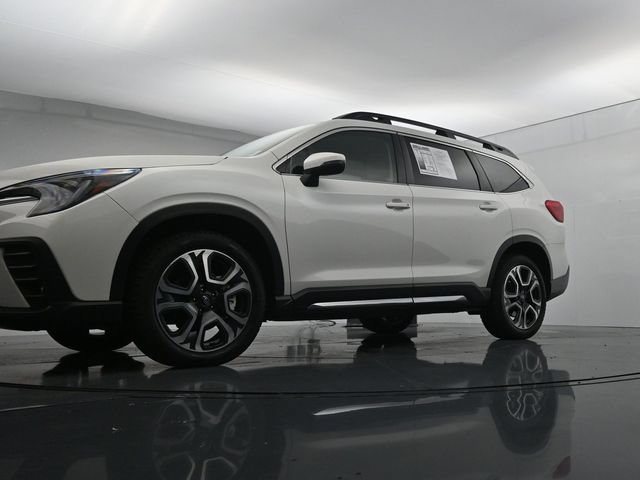 Used 2023 Subaru Ascent Limited AWD/4WD image 35