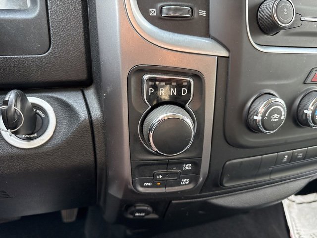 Used 2022 RAM 1500 Classic SLT image 26